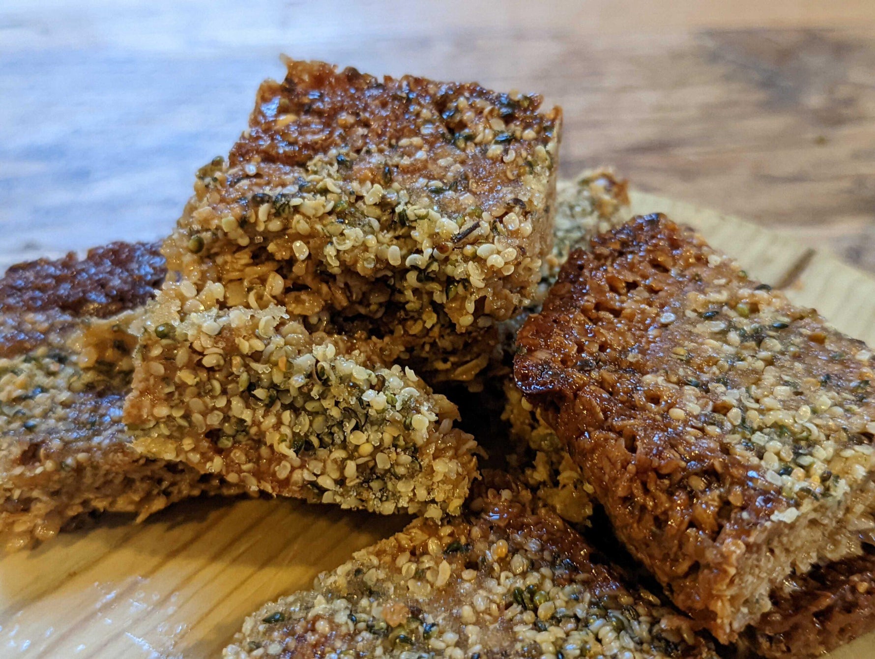 Hemp and Oat Protein Bar (Flapjacks)